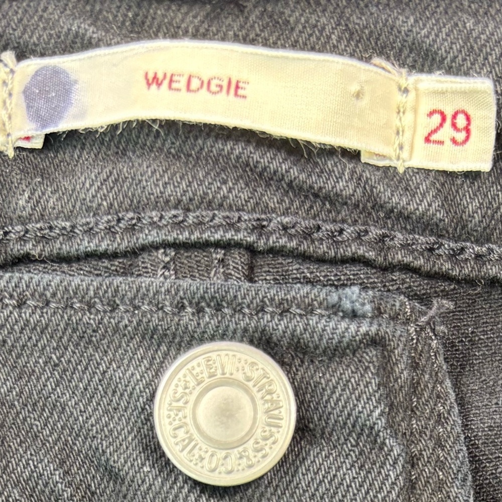 Levis Premium Wedgie Button Fly High Rise Frayed Hem Black Jeans | Size 29 - Picture 13 of 16